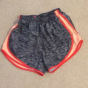 NIKE DRI-FIT 3" SHORTS SIZE S